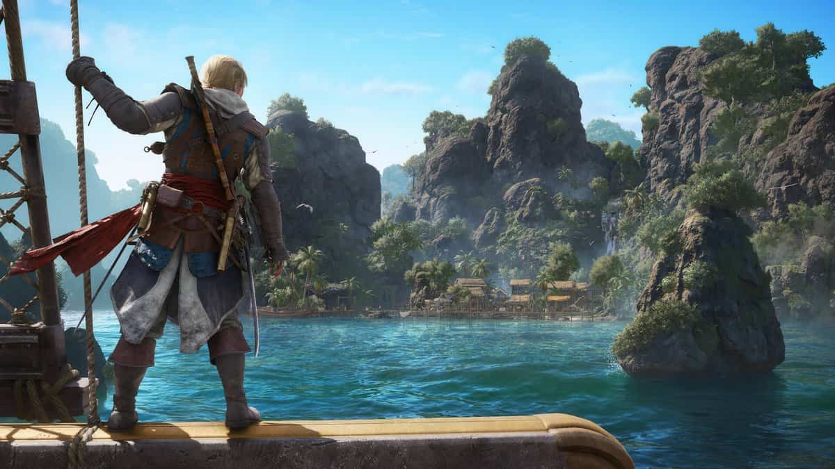 Combat au sabre d'Edward Kenway face à des soldats dans un décor tropical du remake