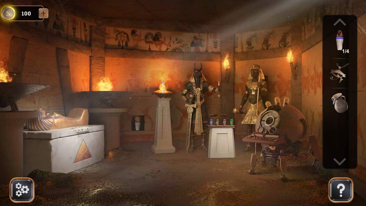 Tombe égyptienne éclairée par des torches avec statues d'Anubis, sarcophage et robot rond dans Time Travel: Escape Room Game